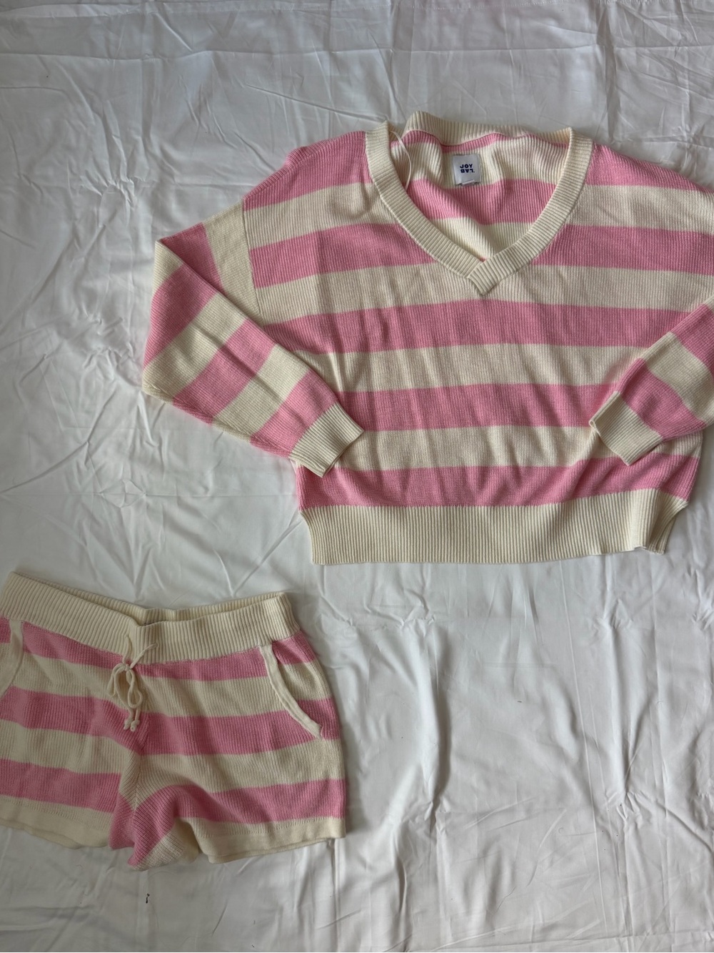 Joy Lab Pink Striped Matching Set Size L | Cropped V-Neck sweater + shorts